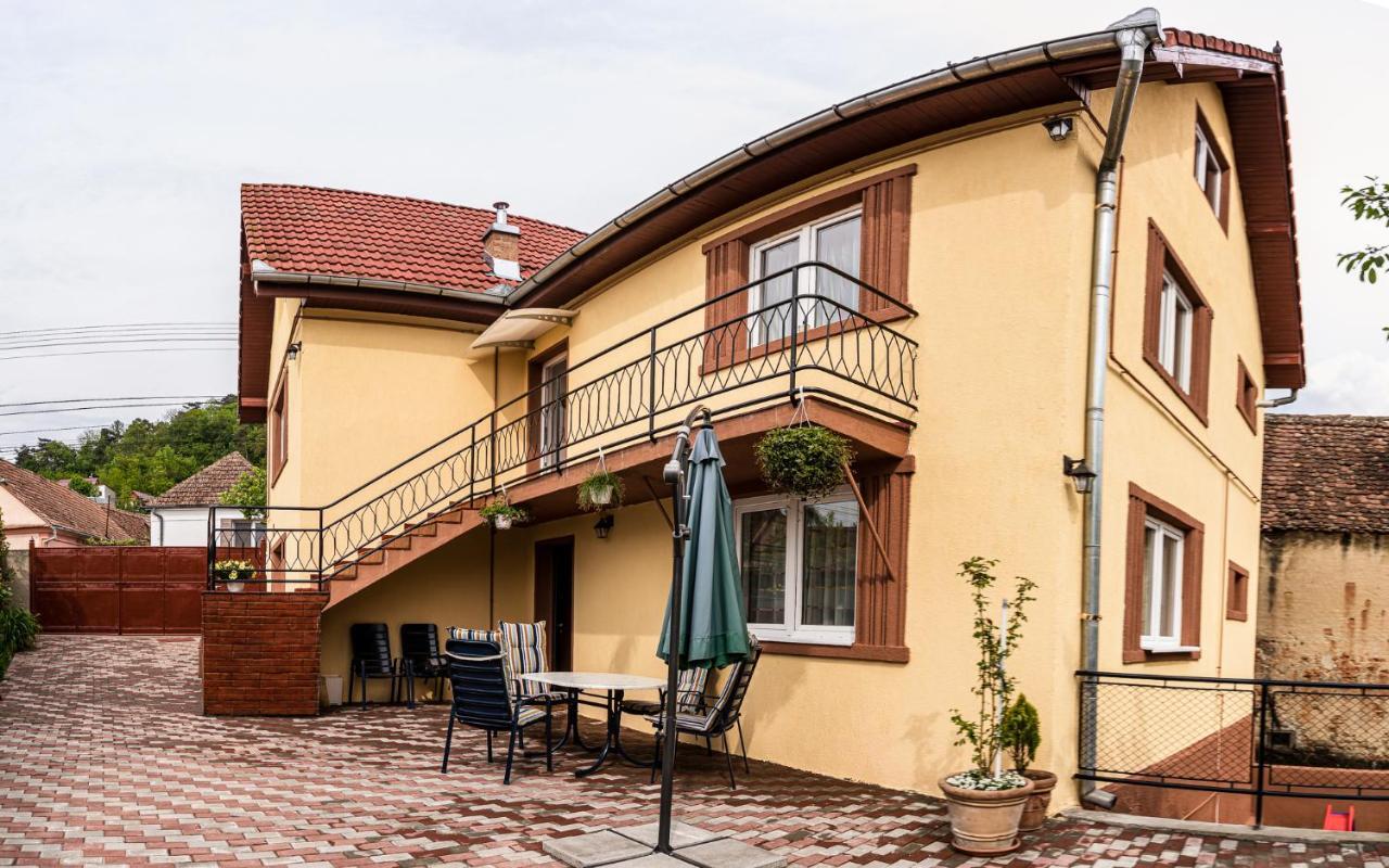 Gabi'S Home #2 Сигишоара Экстерьер фото