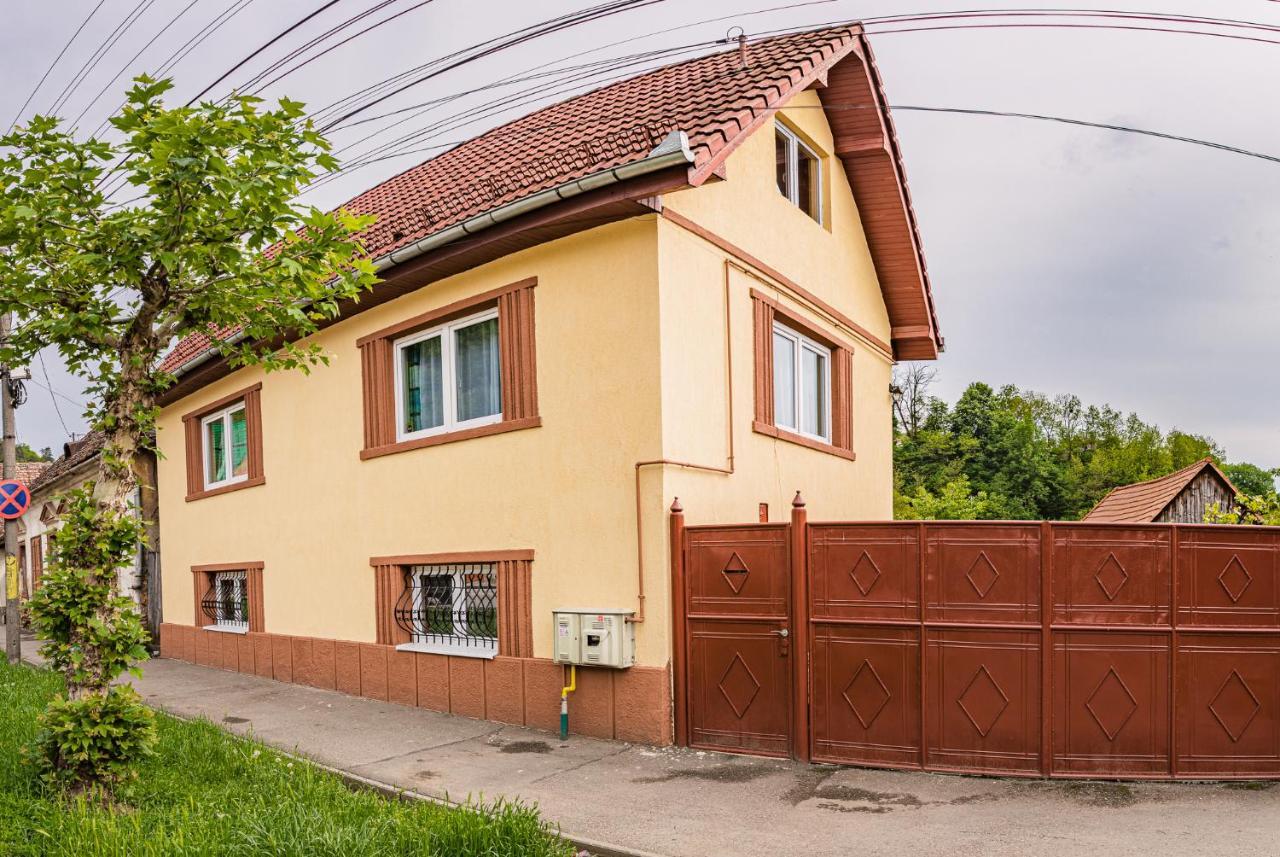 Gabi'S Home #2 Сигишоара Экстерьер фото